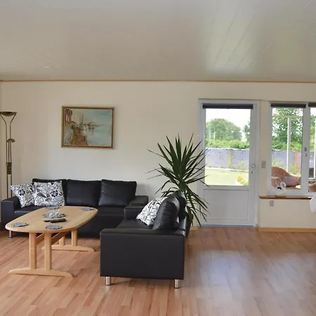 Three-bedroom Holiday In Juelsminde Sonderby (Midtjylland)